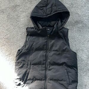 SHEIN Black Hooded Puffer Jacket